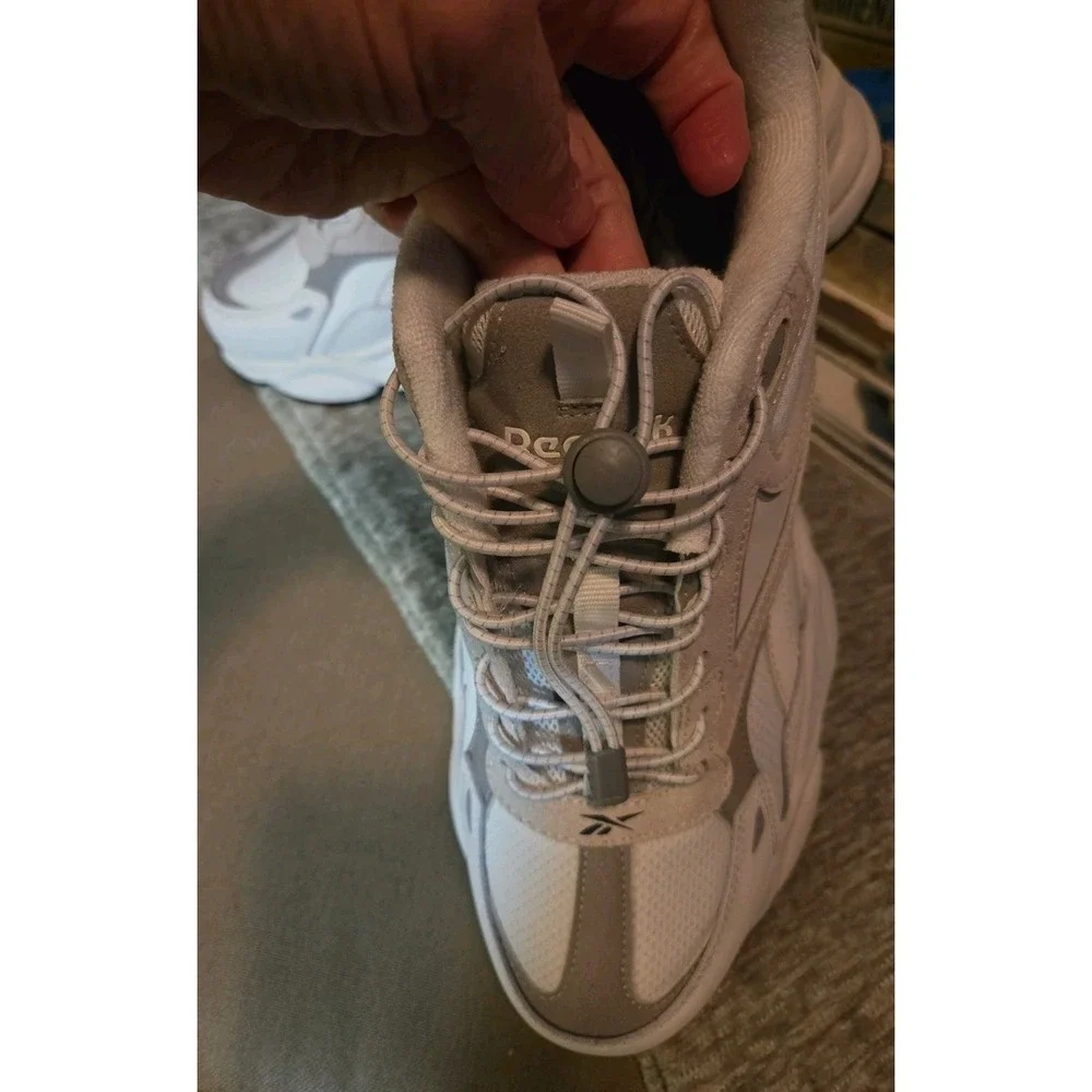 Reebok Road‎ Prime White Silver Size 11 Mens Sneakers Running Shoes NEW